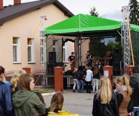 2014.05.11 - KONCERT MŁODZIEŻOWYCH ZESPOŁÓW ROCKOWYCH