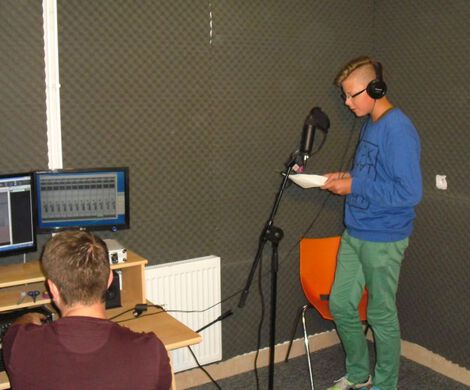 2016.06.14 - MŁODZIEŻ Z LITWY W STUDIO NAGRAŃ