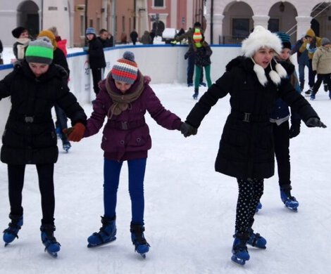 2014.01.21 - WYCIECZKA NA LODOWISKO [FERIE]