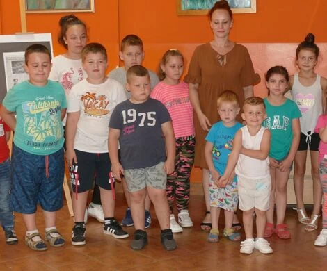 2021.07.29 - DZIECI NA WYSTAWIE "77. ROCZNICA ZBRODNI WOŁYŃSKIEJ"