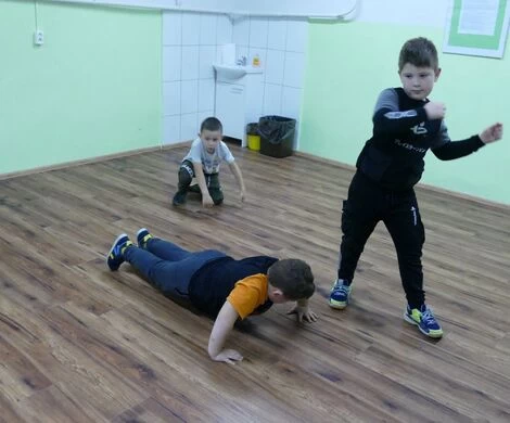 2021.09.30 - ZAJĘCIA RUCHOWE, SAMOOBRONA