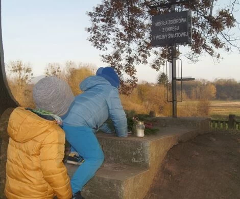 2021.10.27 - WIEŃCE NA GROBY ŻOŁNIERSKIE