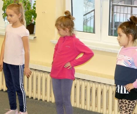 2021.11.10 - ZAJĘCIA TANECZNE - GRUPA STARSZA