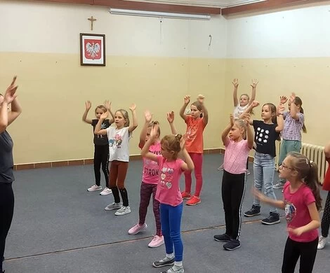 2021.11.17 - ZAJĘCIA TANECZNE - GRUPA STARSZA