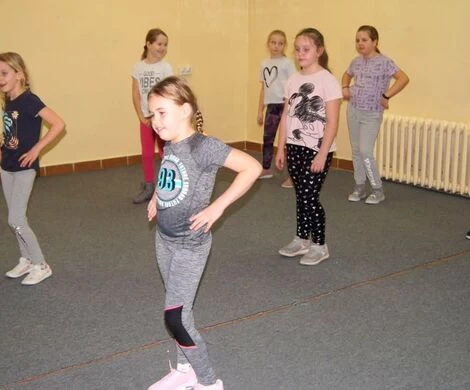 2021.11.24 - ZAJĘCIA TANECZNE - GRUPA STARSZA
