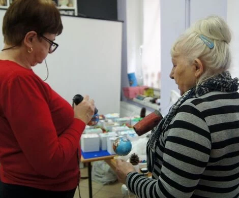 2021.12.08 - Dekorujemy na święta - AKTYWNI 50+