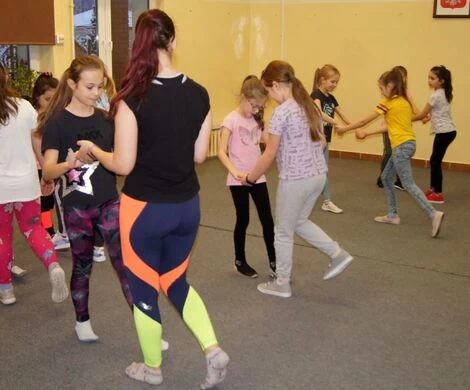 2021.12.08 - Zajęcia taneczne (grupa starsza i młodsza)