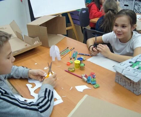 2021.12.16 - ZAJĘCIA PLASTYTCZNE - ZIMOWA KRAINA