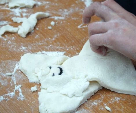 2021.12.23 - ANIOŁY Z MASY SOLNEJ - ZAJĘCIA PLASTYCZNE