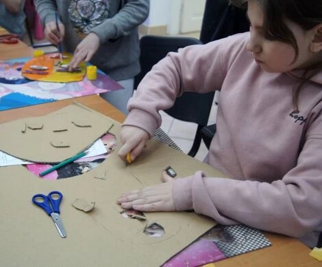 2022.02.08 - ZABAWA W PICASSO - ZAJĘCIA PLASTYCZNE