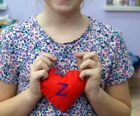 2022.02.10 - SERDUSZKA Z FILCU - ZAJĘCIA PLASTYCZNE