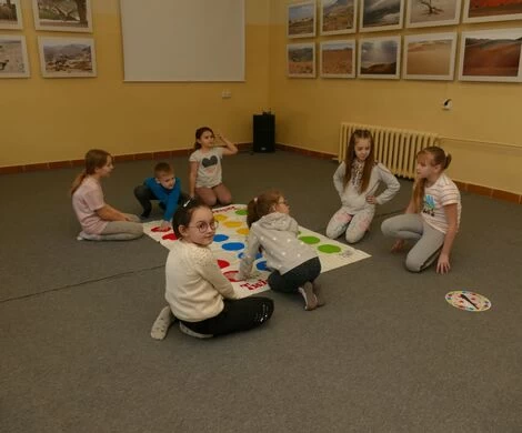 2022.02.16 - TEATR CIENI, GRY I ZABAWY