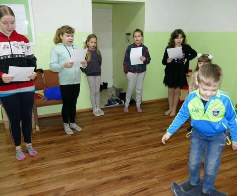 2022.02.23 - KOMU SŁOŃ NADEPNĄŁ NA UCHO?