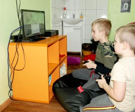 2022.02.23 - KOMU SŁOŃ NADEPNĄŁ NA UCHO?