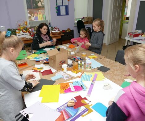 2022.04.08 - KARTKI ŚWIĄTECZNE - ZAJĘCIA PLASTYCZNE