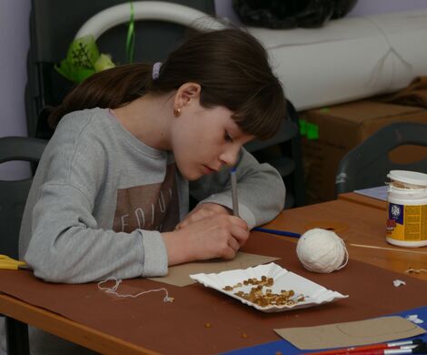 2022.04.12 - ŚWIĄTECZNY BARANEK - ZAJĘCIA PLASTYCZNE