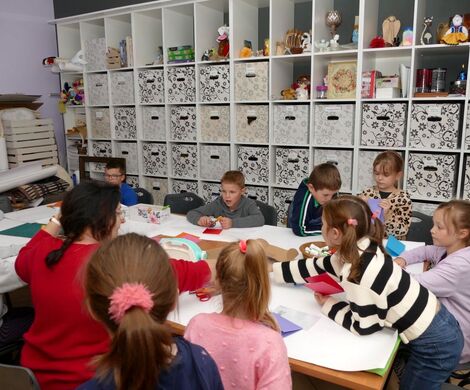 2023.11.03 - KARTKA URODZINOWA - ZAJĘCIA PLASTYCZNE