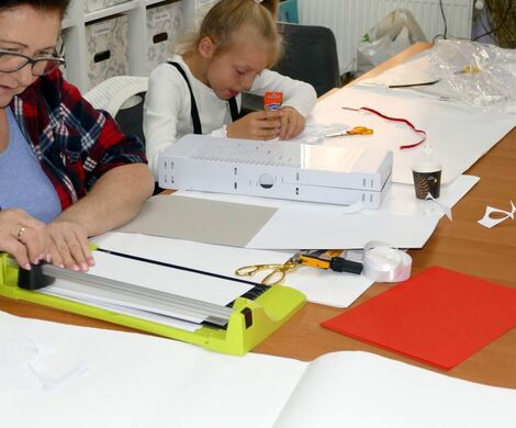 2023.11.10 - KOTYLIONY NA ŚWIĘTO NIEPODLEGŁOŚCI - ZAJĘCIA PLASTYCZNE