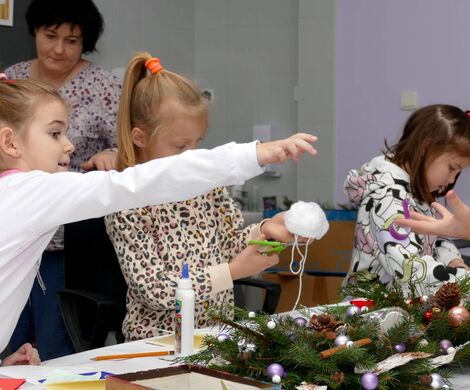 2023.12.15 - KARTKI ŚWIĄTECZNE - ZAJĘCIA PLASTYCZNE