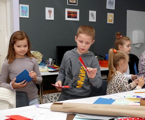 2023.12.15 - KARTKI ŚWIĄTECZNE - ZAJĘCIA PLASTYCZNE