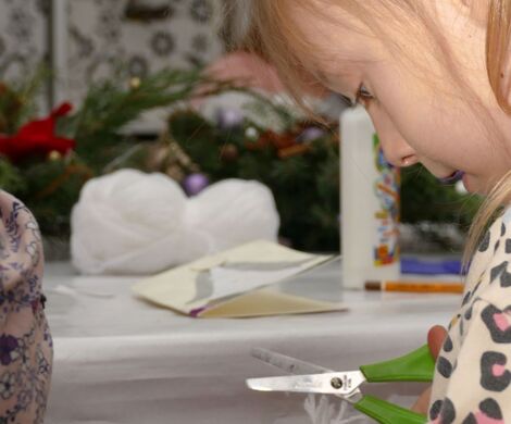 2023.12.15 - KARTKI ŚWIĄTECZNE - ZAJĘCIA PLASTYCZNE