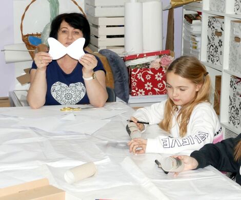 2024.02.16 - PAPIEROWE MOTYLE - ZAJĘCIA PLASTYCZNE