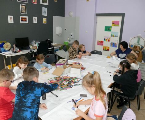 2024.02.16 - PAPIEROWE MOTYLE - ZAJĘCIA PLASTYCZNE