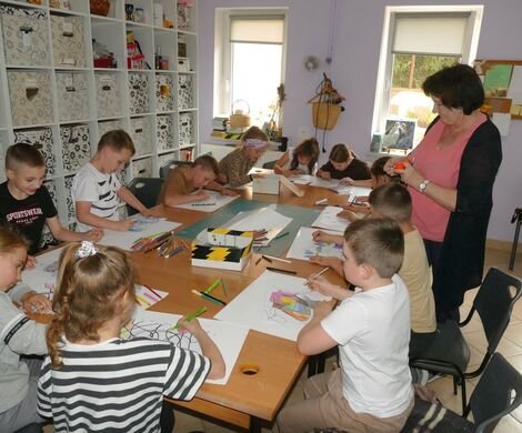 2024.05.10 - ABSTRAKCJA - ZAJĘCIA PLASTYCZNE