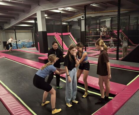 2025.02.21 - Ferie zimowe, wyjazd do parku trampolin