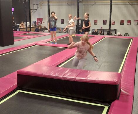 2025.02.21 - Ferie zimowe, wyjazd do parku trampolin