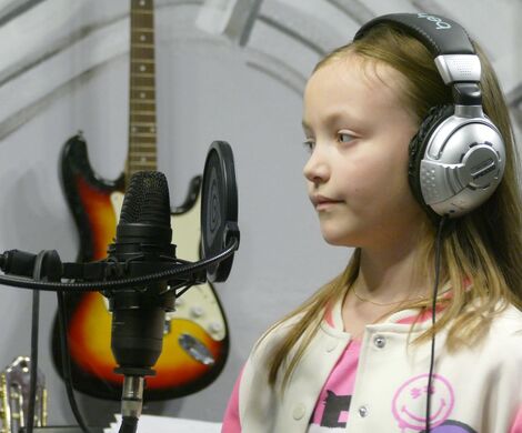 2025.02.26 - Ferie zimowe, studio nagrań, zajęcia plastyczne