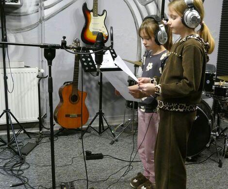 2025.02.26 - Ferie zimowe, studio nagrań, zajęcia plastyczne