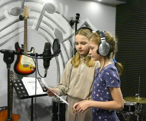 2025.02.26 - Ferie zimowe, studio nagrań, zajęcia plastyczne