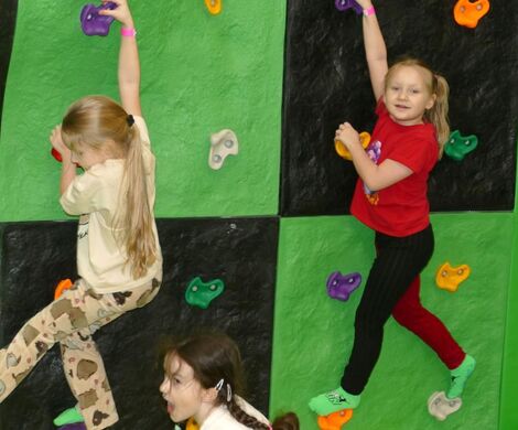 2026.02.25 - WYJAZD DO PARKU TRAMPOLIN W CHEŁMIE