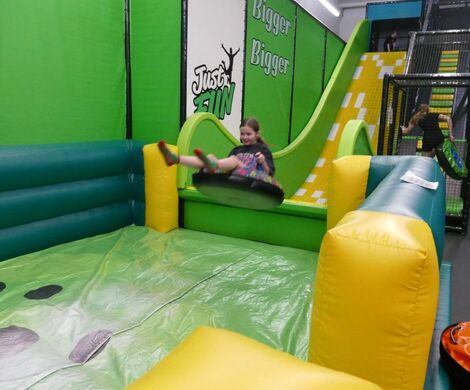 2026.02.25 - WYJAZD DO PARKU TRAMPOLIN W CHEŁMIE