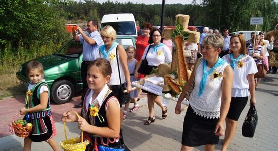 DOŻYNKI POWIATOWE (Jacnia)
