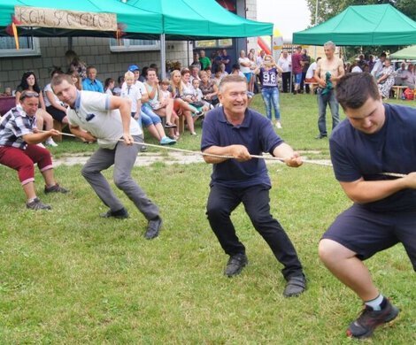 PIKNIK W SKOMOROCHACH MAŁYCH