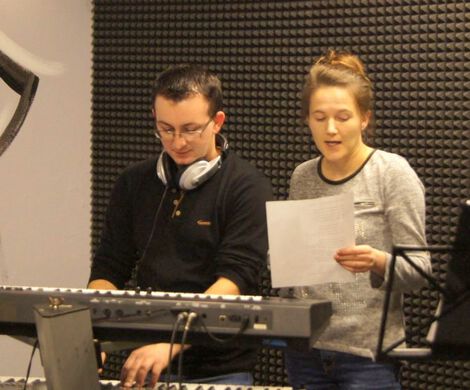 GRUPA SALSA Z CIESZANOWA W STUDIO NAGRAŃ