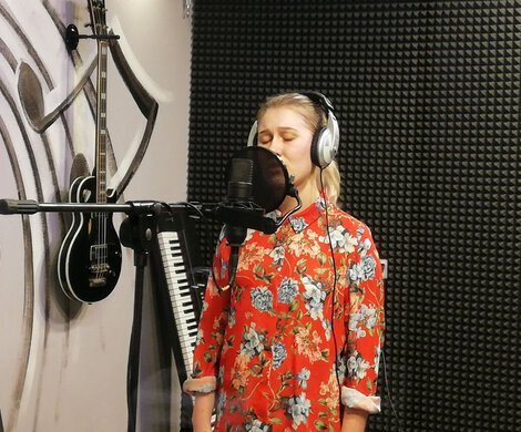 ALEKSANDRA, ZUZANNA I FRANCISZEK W STUDIO NAGRAŃ