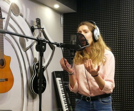 ALEKSANDRA, ZUZANNA I FRANCISZEK W STUDIO NAGRAŃ