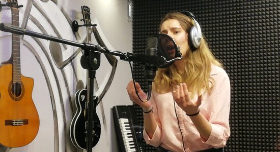 ALEKSANDRA, ZUZANNA I FRANCISZEK W STUDIO NAGRAŃ