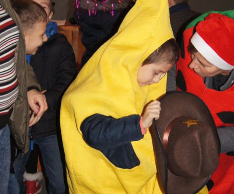 MIKOŁAJKI Z GMINNEGO PROGRAMU PROFILAKTYKI UZALEŻNIEŃ