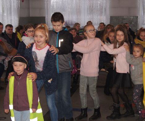 MIKOŁAJKI Z GMINNEGO PROGRAMU PROFILAKTYKI UZALEŻNIEŃ