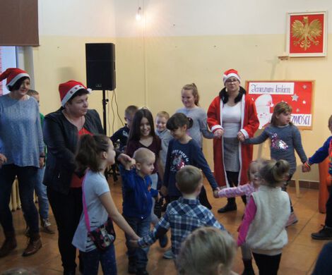 MIKOŁAJKI Z GMINNEGO PROGRAMU PROFILAKTYKI UZALEŻNIEŃ
