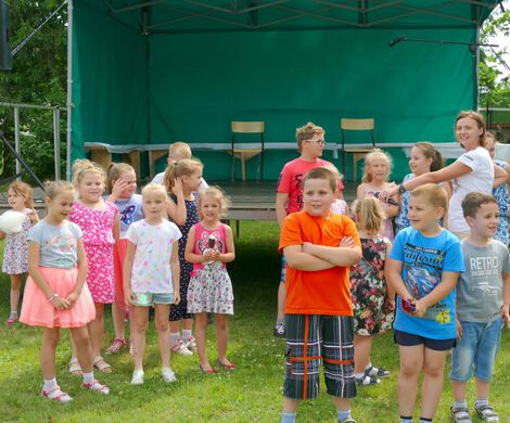 PIKNIK RODZINNY W SKOMOROCHACH MAŁYCH
