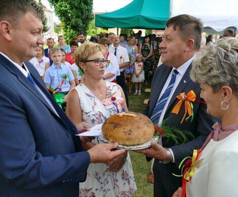 DOŻYNKI GMINNO-PARAFIALNE