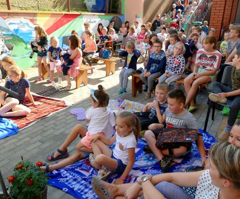 TEATR DLA DZIECI