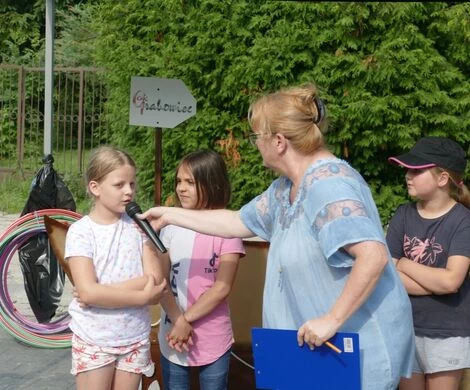 POPOŁUDNIE Z IZBĄ PAMIĘCI W GRABOWCU