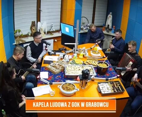 TRADYCJE ROZTOCZA NA ANTENIE KATOLICKIEGO RADIA ZAMOŚĆ