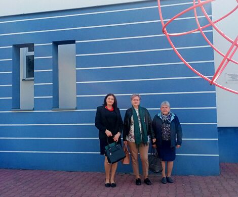AKTYWNI 50+ NA SEMINARIUM NAUKOWYM "STAROŚĆ JEST DAREM" W AKADEMII ZAMOJSKIEJ
